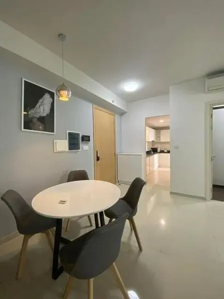 Bán căn hộ 2pn chung cư Vista Verde 5,2 tỷ bao hết 86m2 đã có sổ