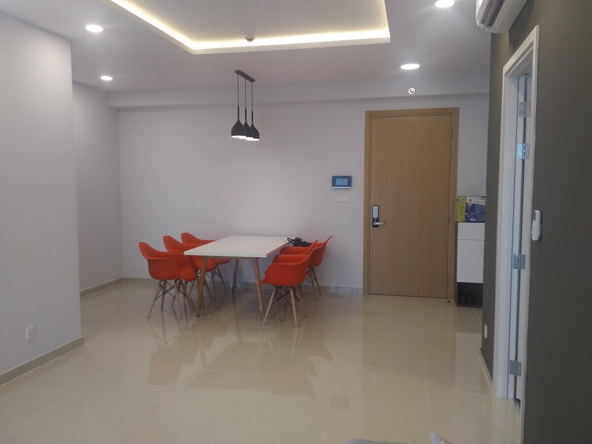 Cho thuê căn hộ 1pn Vista Verde giá 18 triệu nội thất full tầng cao 92m2