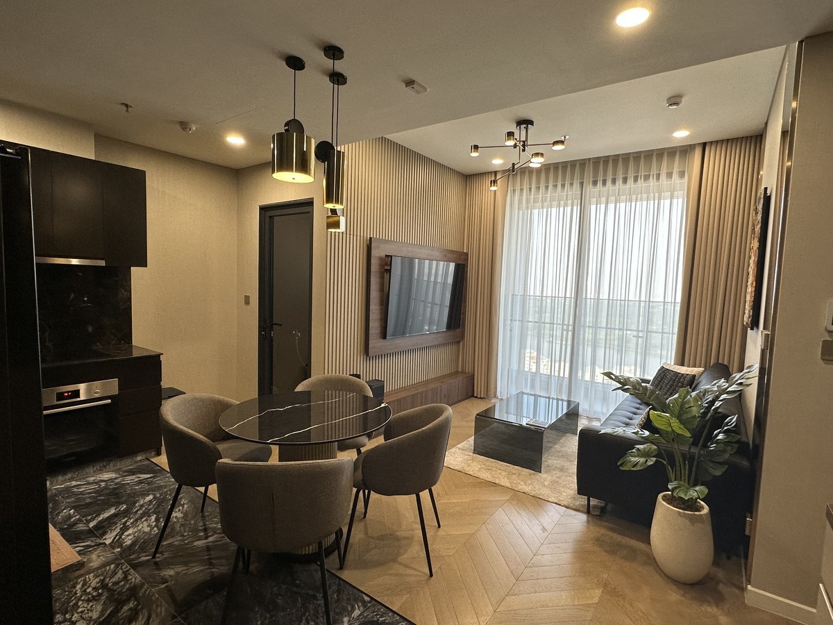 2 phòng ngủ full nội thất cao cấp giá 32 triệu 72m2 Lumiere Riverside
