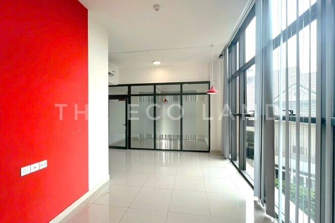 Officetel Cần Chuyển Nhượng View Đẹp Mát Mẻ - The Sun Avenue