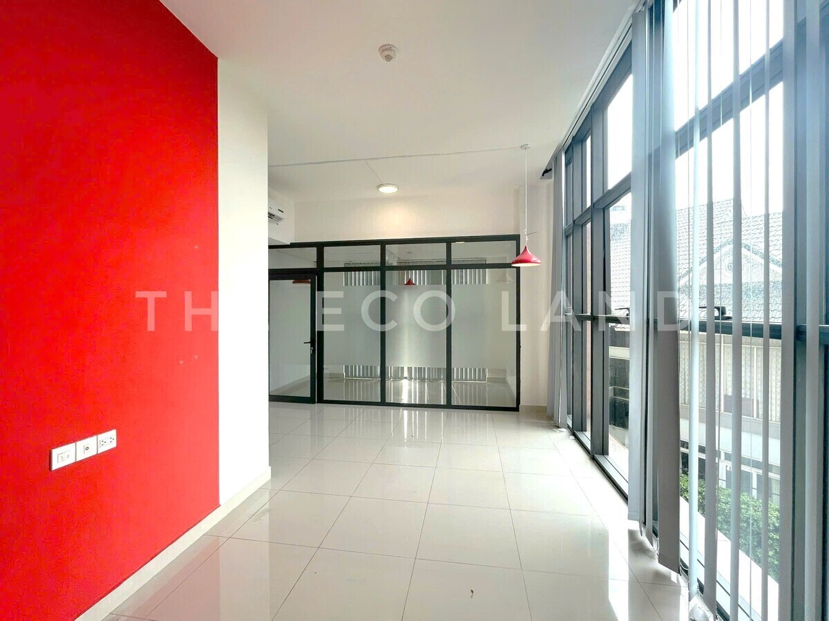 Officetel Cần Chuyển Nhượng View Đẹp Mát Mẻ - The Sun Avenue