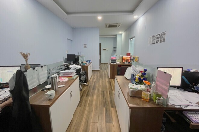 Cho Thuê Văn Phòng Lớn Đầy Đủ Nội Thất The Sun Avenue