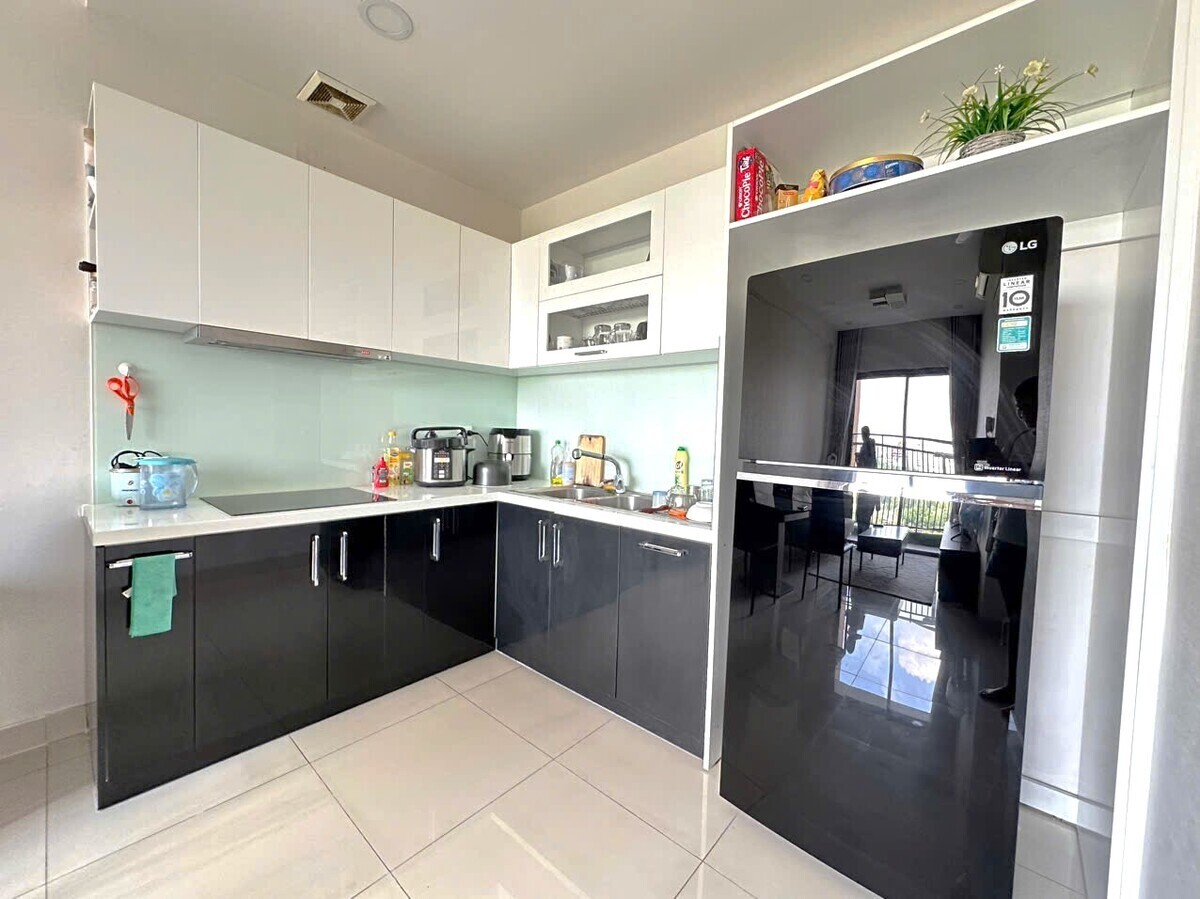 Nhà Đẹp Không Gian Thoáng Đãng Dễ Chịu - The Sun Avenue 2PN