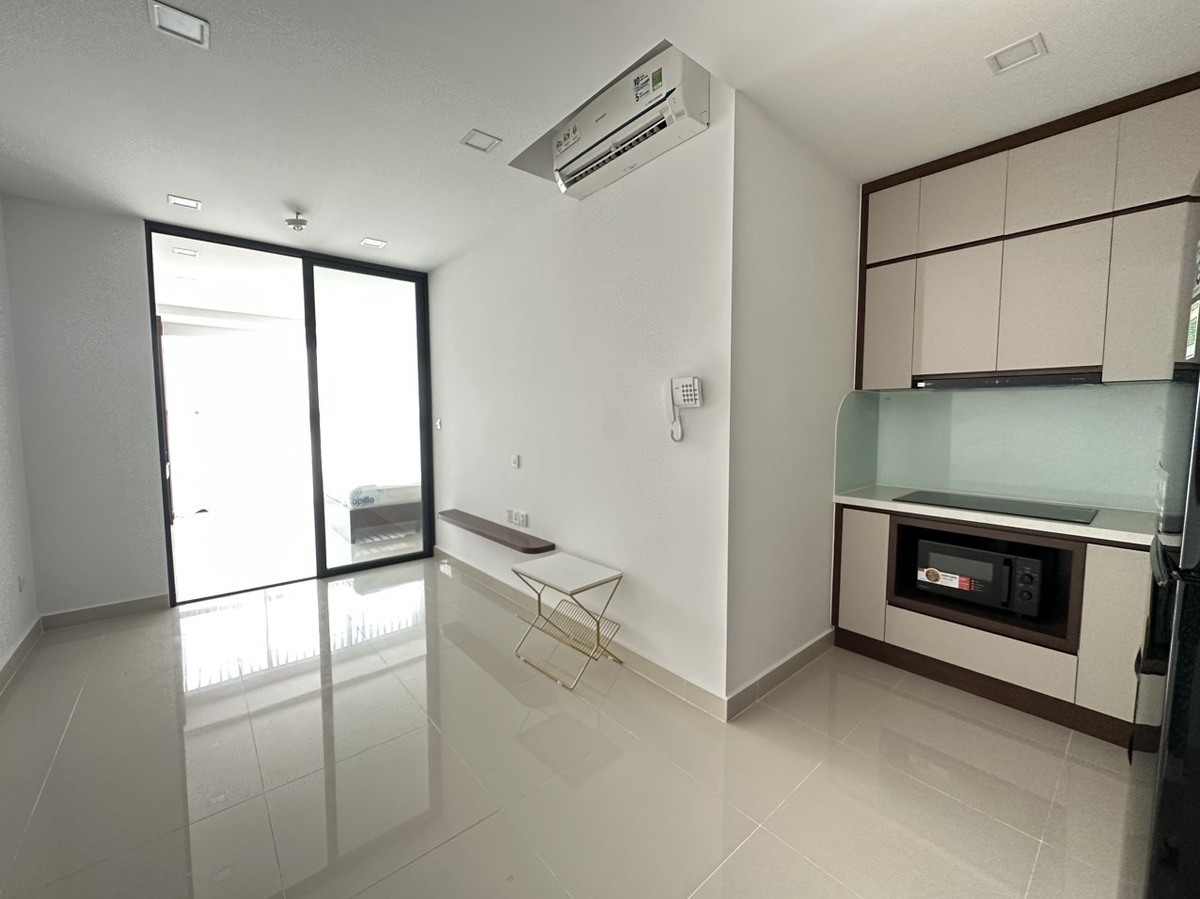 Cho Thuê Căn Hộ Studio Đầy Đủ Nội Thất Có Ngăn Phòng - The Sun Avenue Officetel