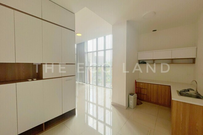Officetel Cần Chuyển Nhượng View Đẹp Mát Mẻ - The Sun Avenue