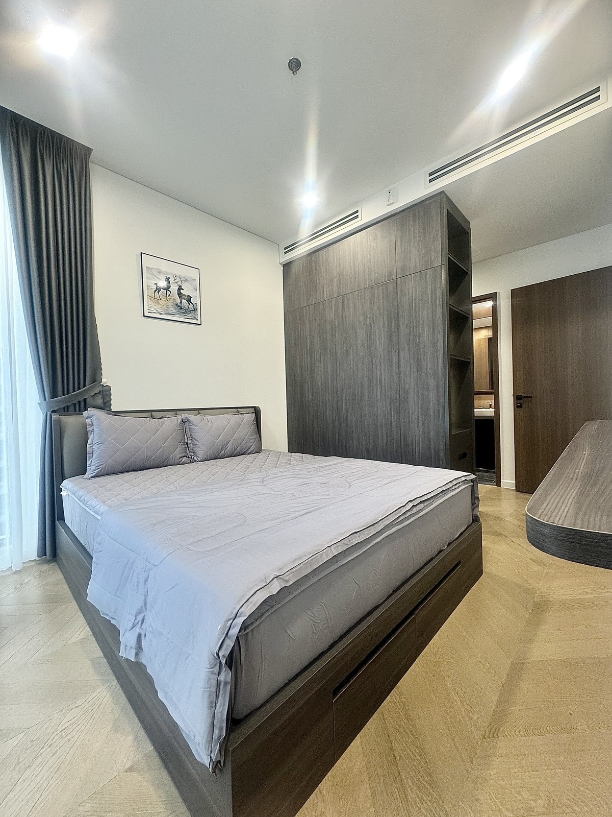 Lumiere Riverside cho thuê căn full nội thất cao cấp giá 32,2 triệu/tháng