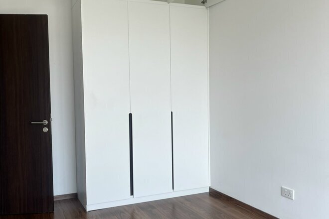 Thuê căn hộ 3 phòng ngủ One Verandah, nội thất cơ bản tiện ích đầy đủ