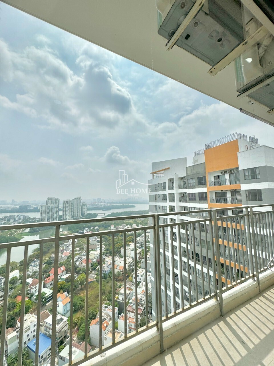 The Sun Avenue Cho thuê 3pn full nội thất nhà đẹp thoáng giá 19 triệu