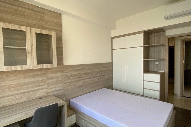 Cho thuê 2PN nội thất đầy đủ nhà đẹp lầu cao view sông The Sun Avenue Quận 2