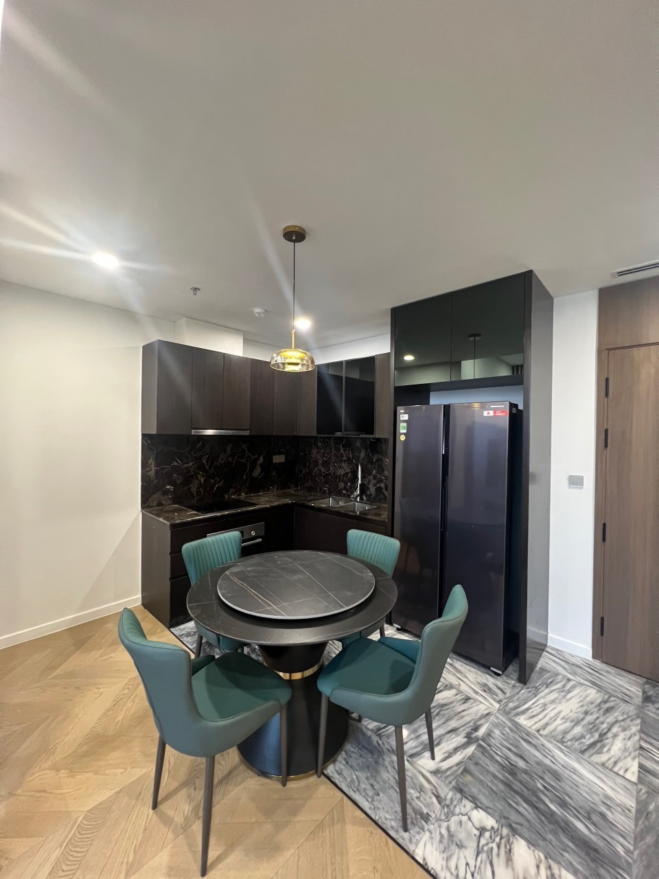 Cho thuê căn hộ 2pn Lumiere Riverside 32 triệu full nội thất 74m2