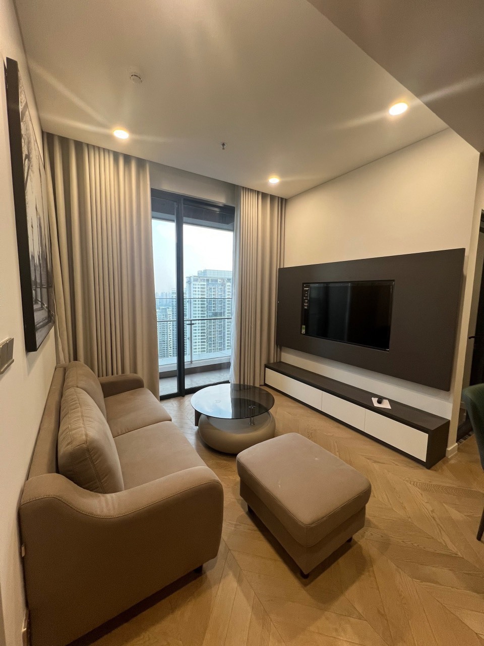 Cho thuê căn hộ 2pn Lumiere Riverside 32 triệu full nội thất 74m2