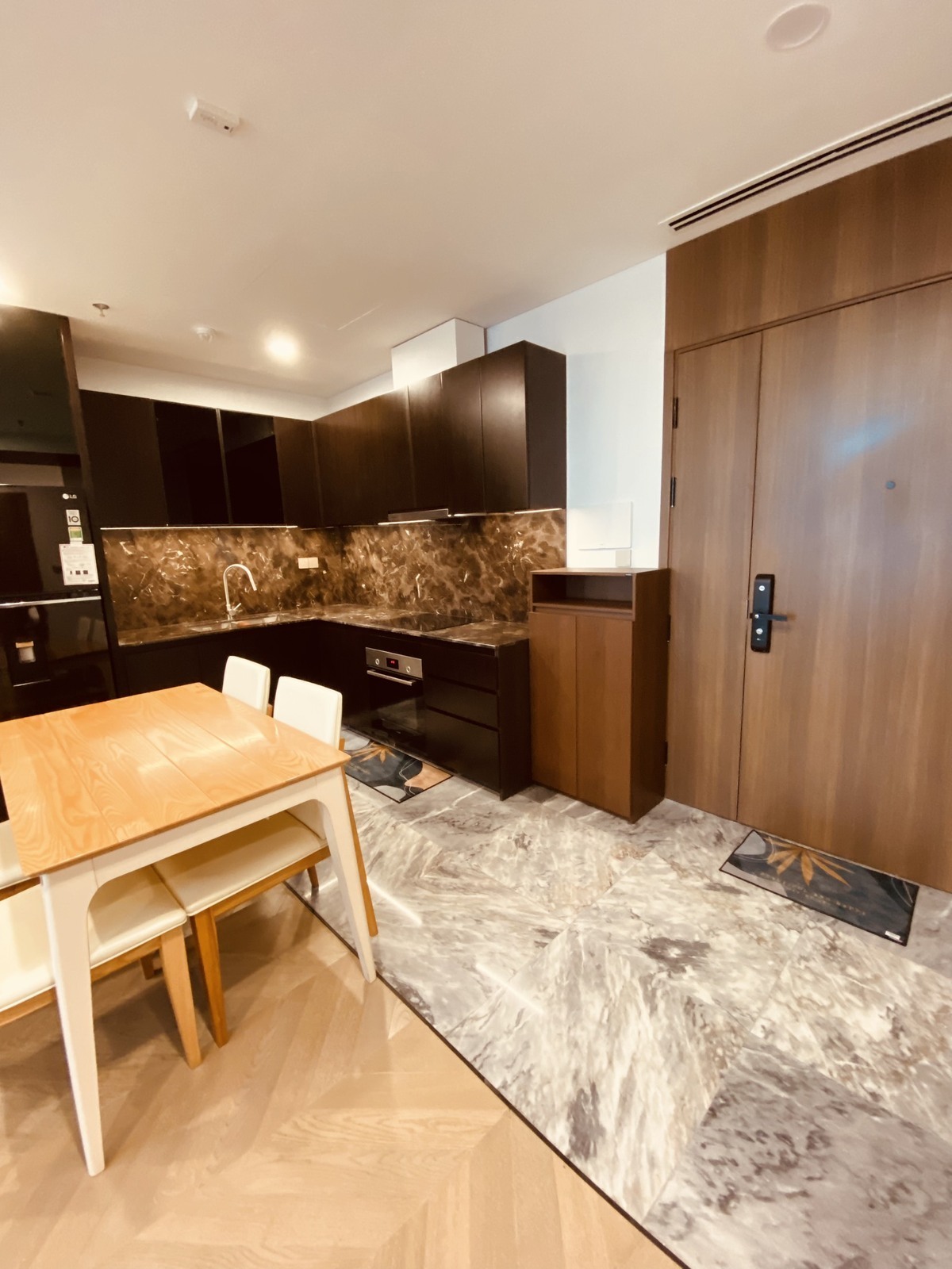 Lumiere Riverside cho thuê 1Pn full nội thất nhà đẹp 48m2 giá 25 triệu