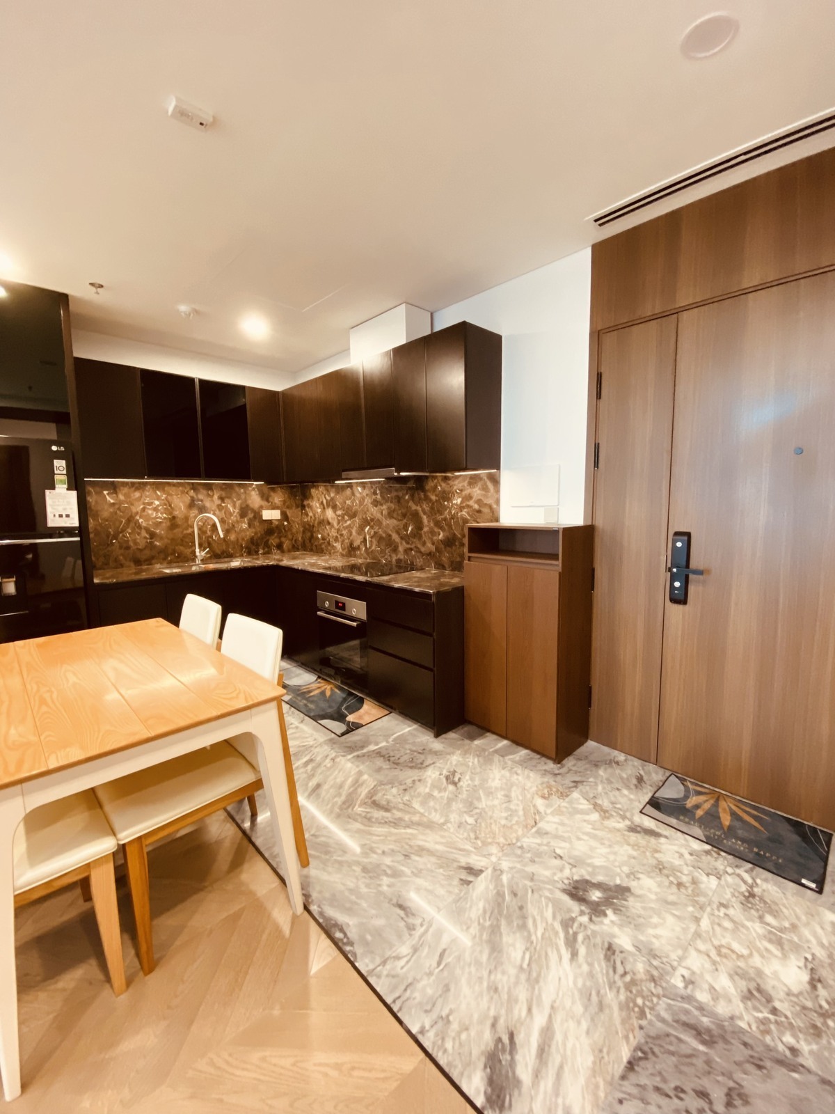 Lumiere Riverside cho thuê 1Pn full nội thất nhà đẹp 48m2 giá 25 triệu