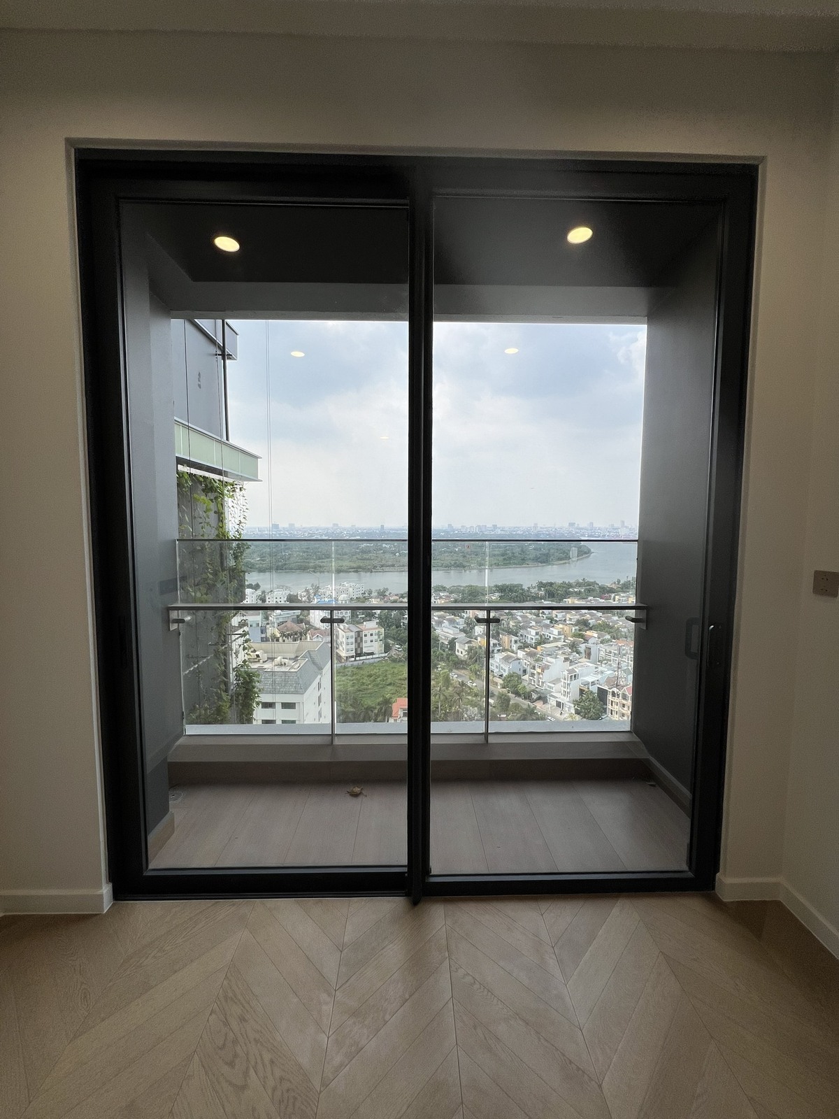 1Pn Lumiere Riverside cho thuê nhà cơ bản giá 22 triệu/tháng 49m2