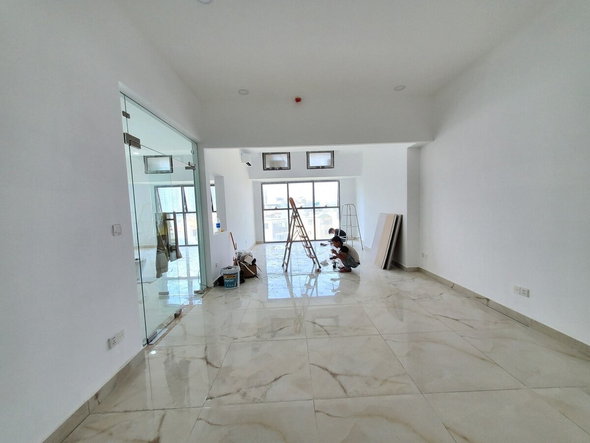 The Sun Avenue cho thuê officetel rộng 90m2 giá 32 triệu tháp trung tâm