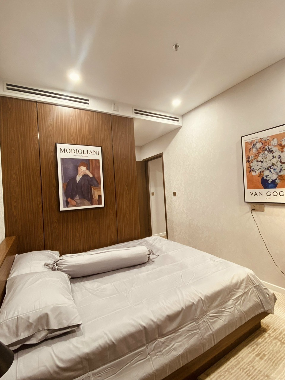 Lumiere Riverside cho thuê căn 2PN full nội thất cao cấp giá 32,2 triệu/tháng