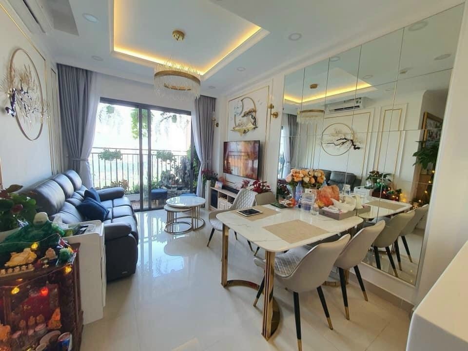 Bán căn hộ 2PN giá 4,35 tỷ tặng kèm nội thất The Sun Avenue