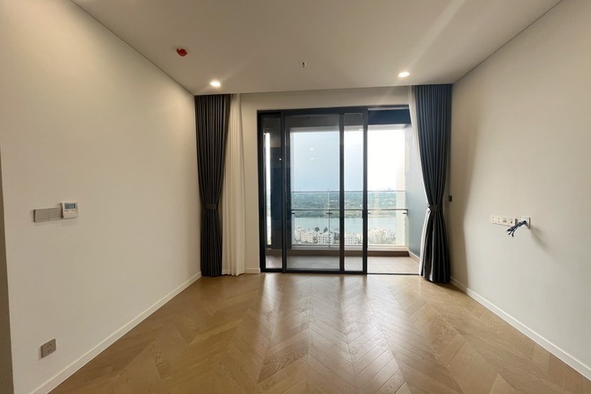 3 phòng ngủ nội thất cơ bản giá 33 triệu 95m2 Lumiere Riverside