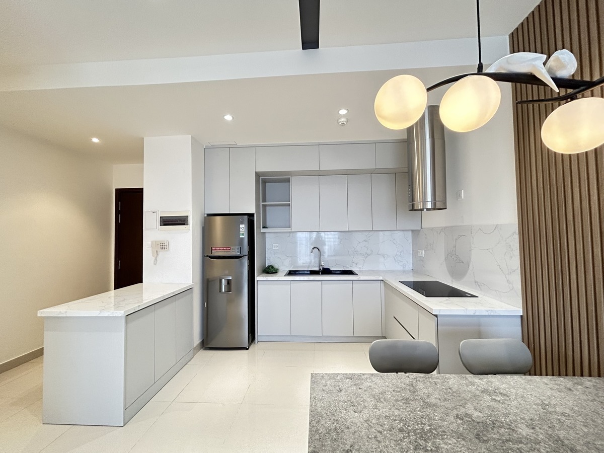 Căn hộ 2PN view sông, nhà mới tone màu rất cuốn khách