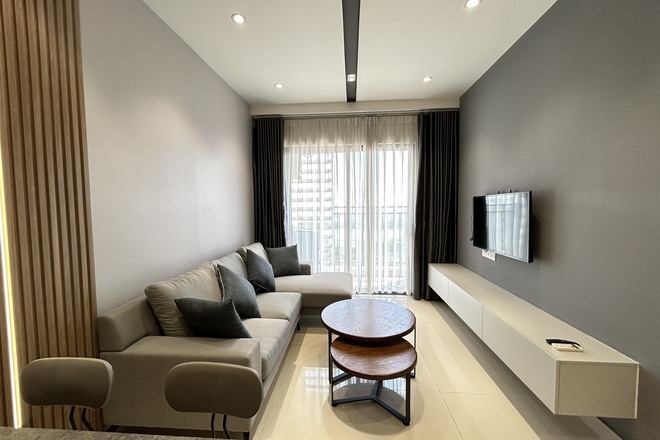 Căn hộ 2PN view sông, nhà mới tone màu rất cuốn khách