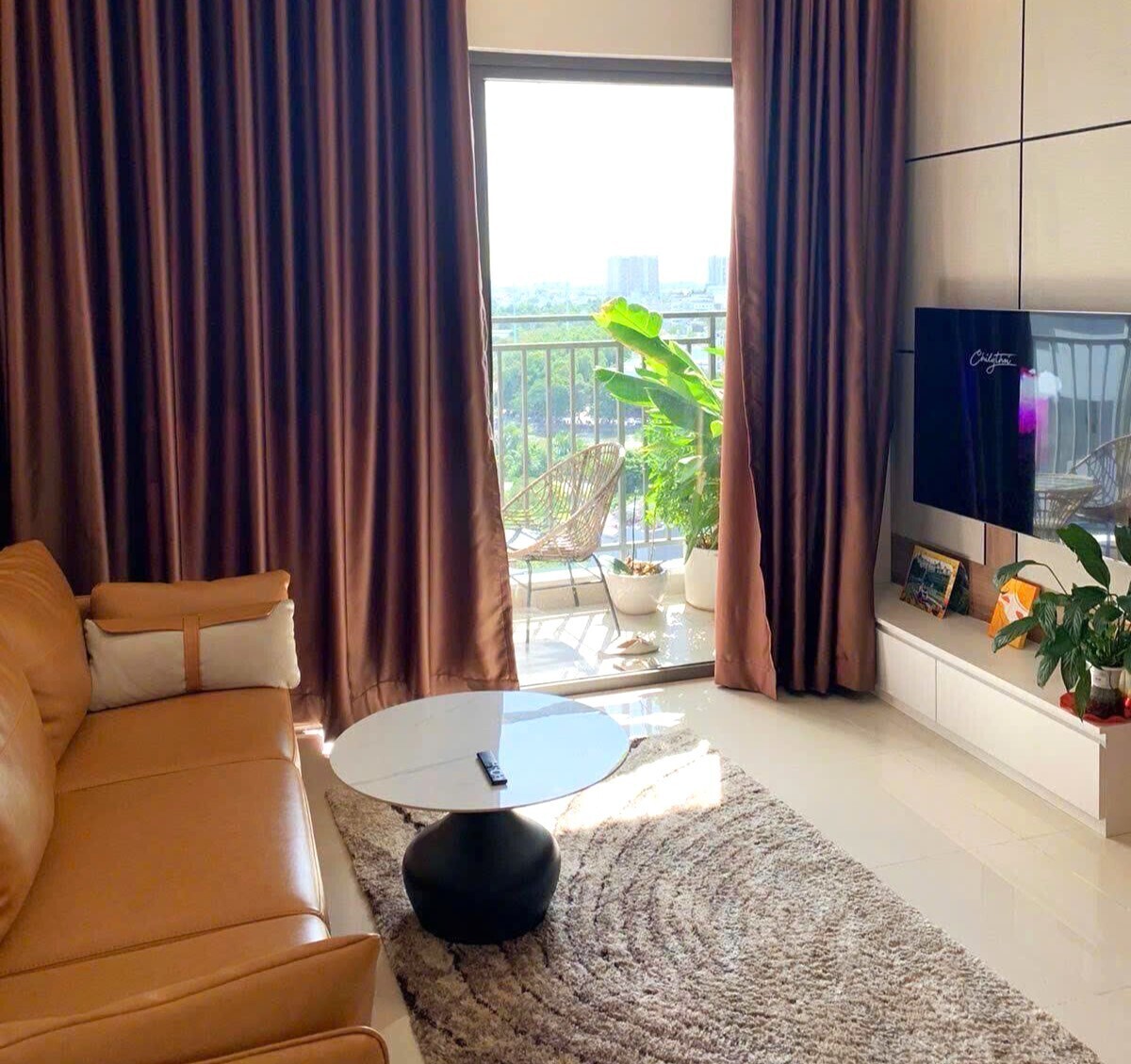 Chuyển Nhượng Căn Hộ 3PN Ban Công Rộng Thoải Mái Trồng Hoa – The Sun Avenue 3PN