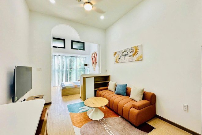 Chuyển Nhượng Sự Xinh Xắn Tươi Tắn Ạ – The Sun Avenue Studio