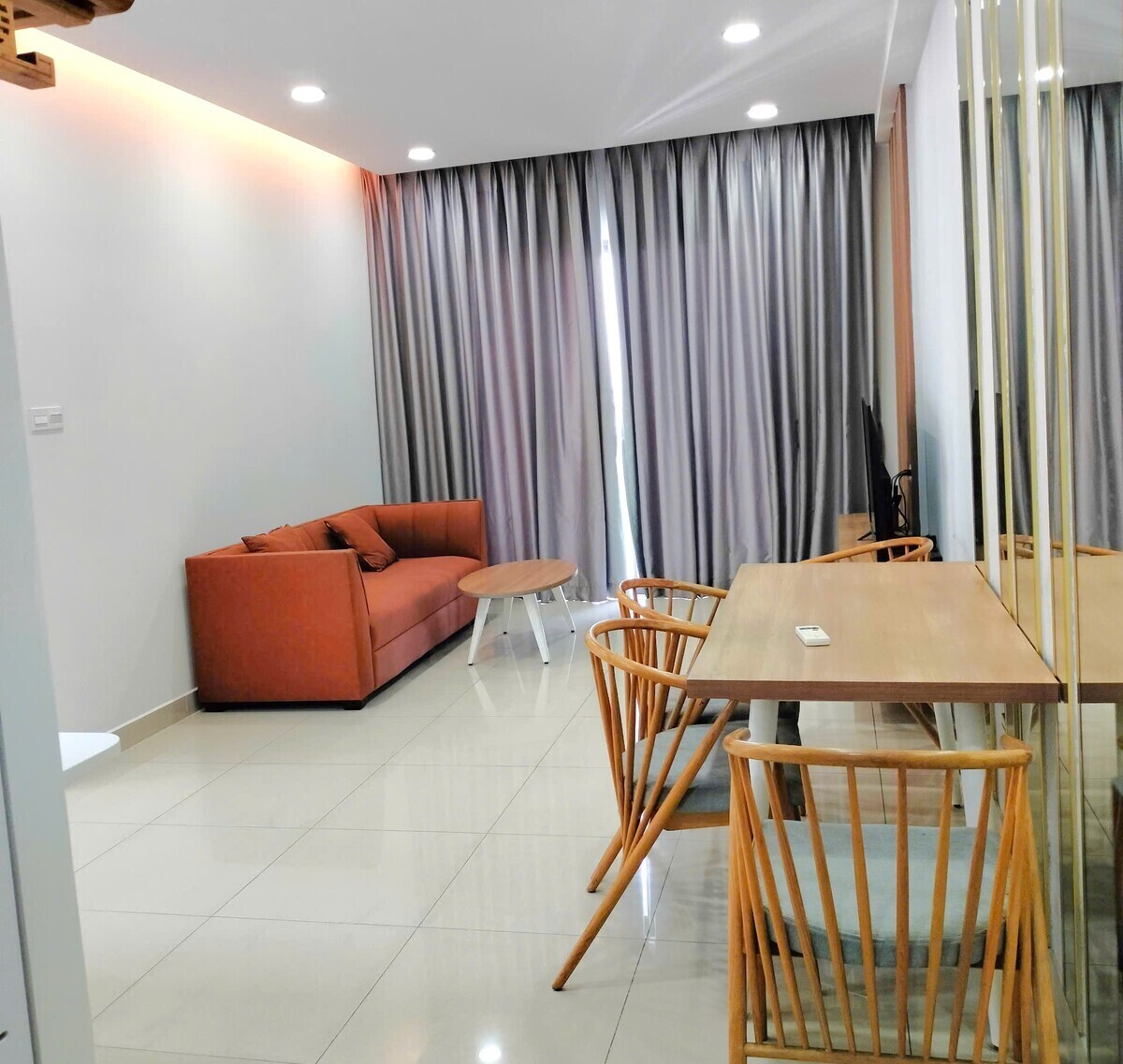 Đơn Giản Nhưng Vẫn Vô Cùng Tiện Nghi Và Dễ Chịu - The Sun Avenue 3PN