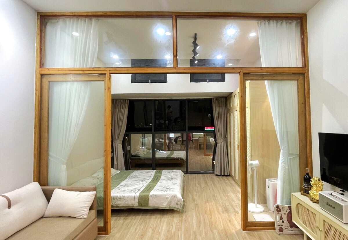 Studio Rộng Rãi Thoáng Mát Và Cực Kỳ Thuận Tiện – The Sun Avenue Studio