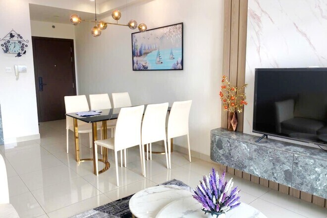 View Sông Mát Mẻ Nội Thất Cao Cấp Giá Thuê Hợp Lý – The Sun Avenue 3PN