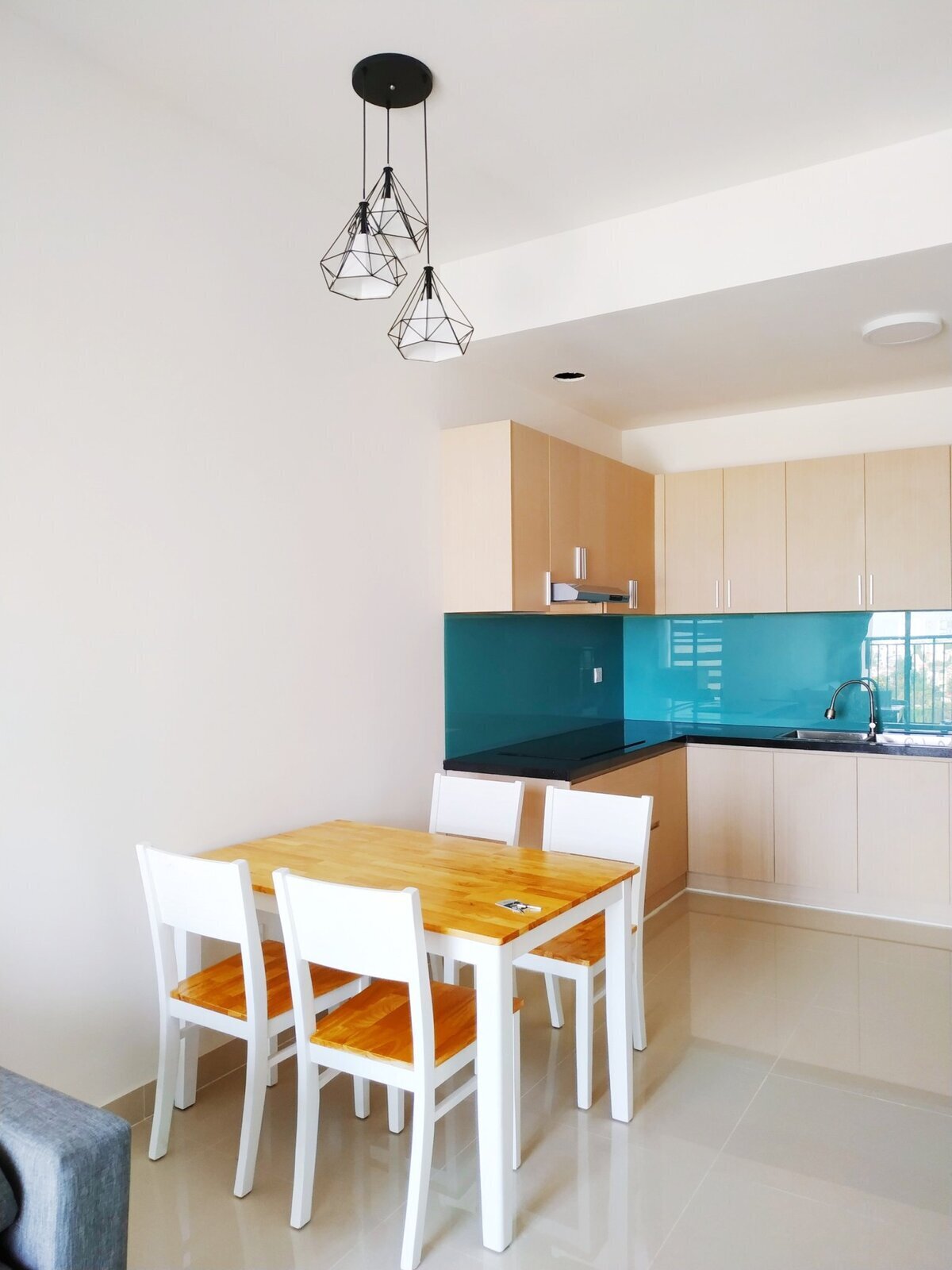 2PN CHO THUÊ GIÁ RẺ 16 TRIỆU/ THÁNG THE SUN AVENUE