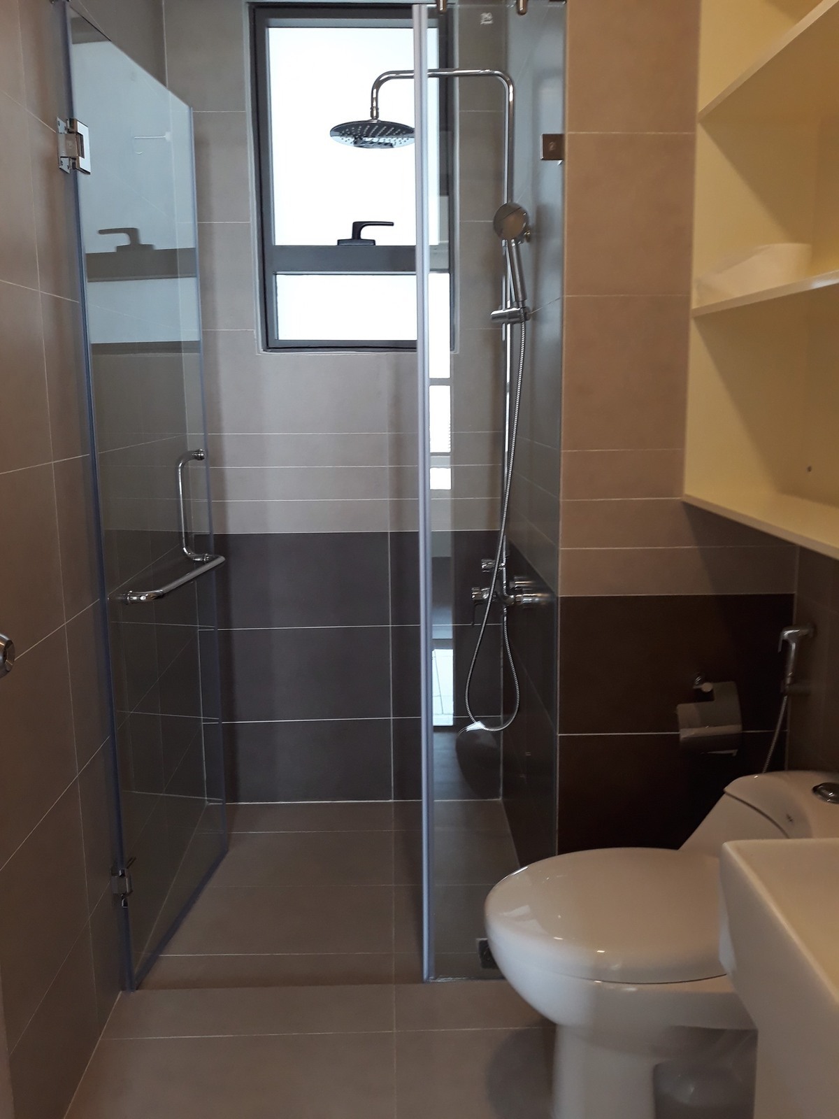 Chủ nhà gửi bán căn 2PN+1, 80 M2, GIÁ 4.65 TỶ BAO THUẾ PHÍ, TRỐNG SẴN