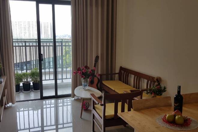 2PN- Tầng hồ bơi, cho thuê 16 triệu không bao phí quản lý, trống sẵn.