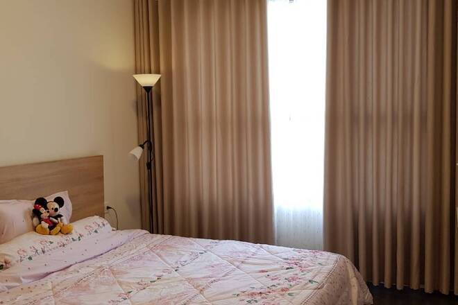 2PN- Tầng hồ bơi, cho thuê 16 triệu không bao phí quản lý, trống sẵn.