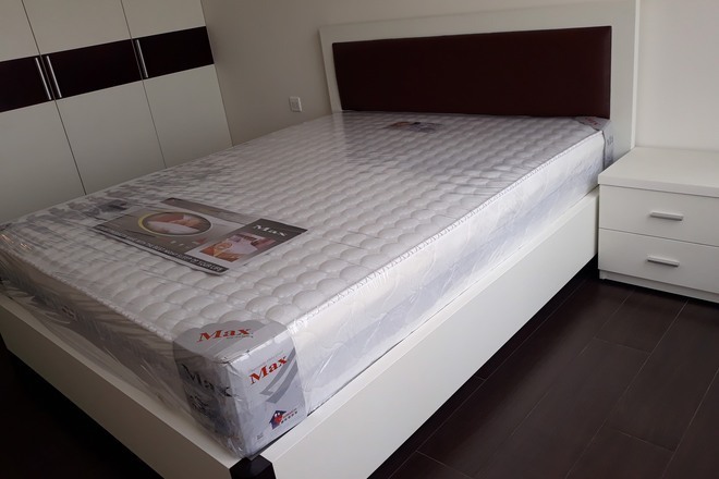 Chủ nhà gửi bán căn 2PN+1, 80 M2, GIÁ 4.65 TỶ BAO THUẾ PHÍ, TRỐNG SẴN