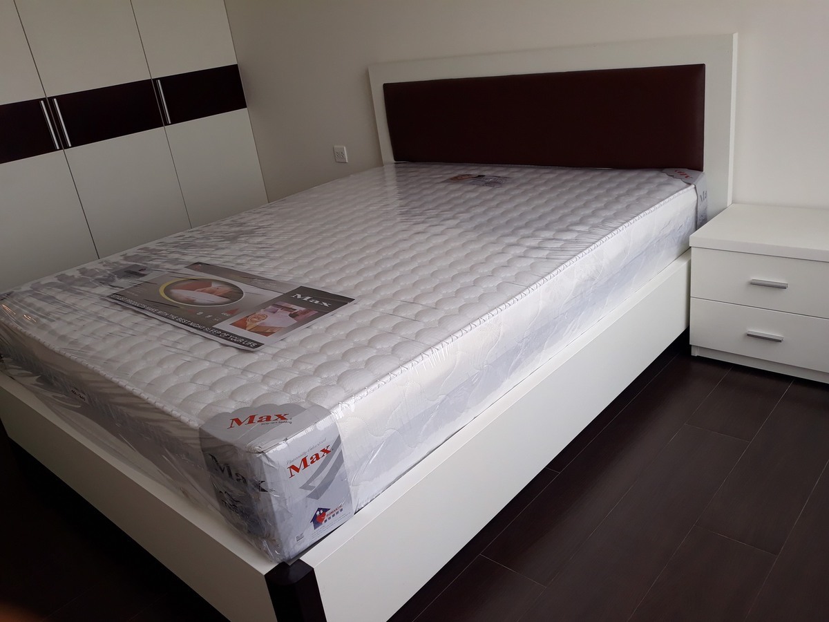 Chủ nhà gửi bán căn 2PN+1, 80 M2, GIÁ 4.65 TỶ BAO THUẾ PHÍ, TRỐNG SẴN