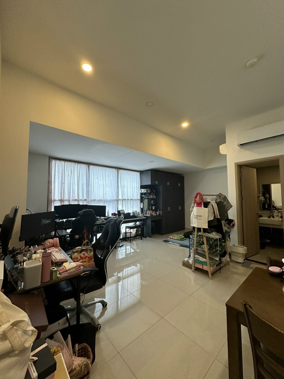 Trống sẵn văn phòng cần cho thuê 10 triệu/ tháng 34 m2, ko kệ bếp