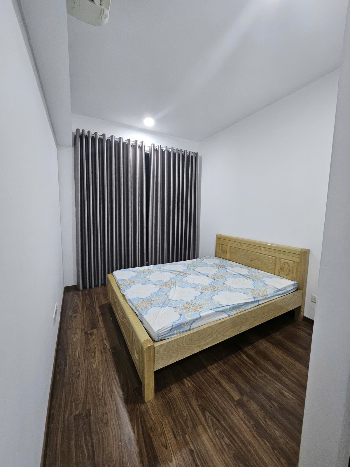 CHO THUÊ 2PN-80 M2 ONE VERANDAH GIÁ 18 TRIỆU