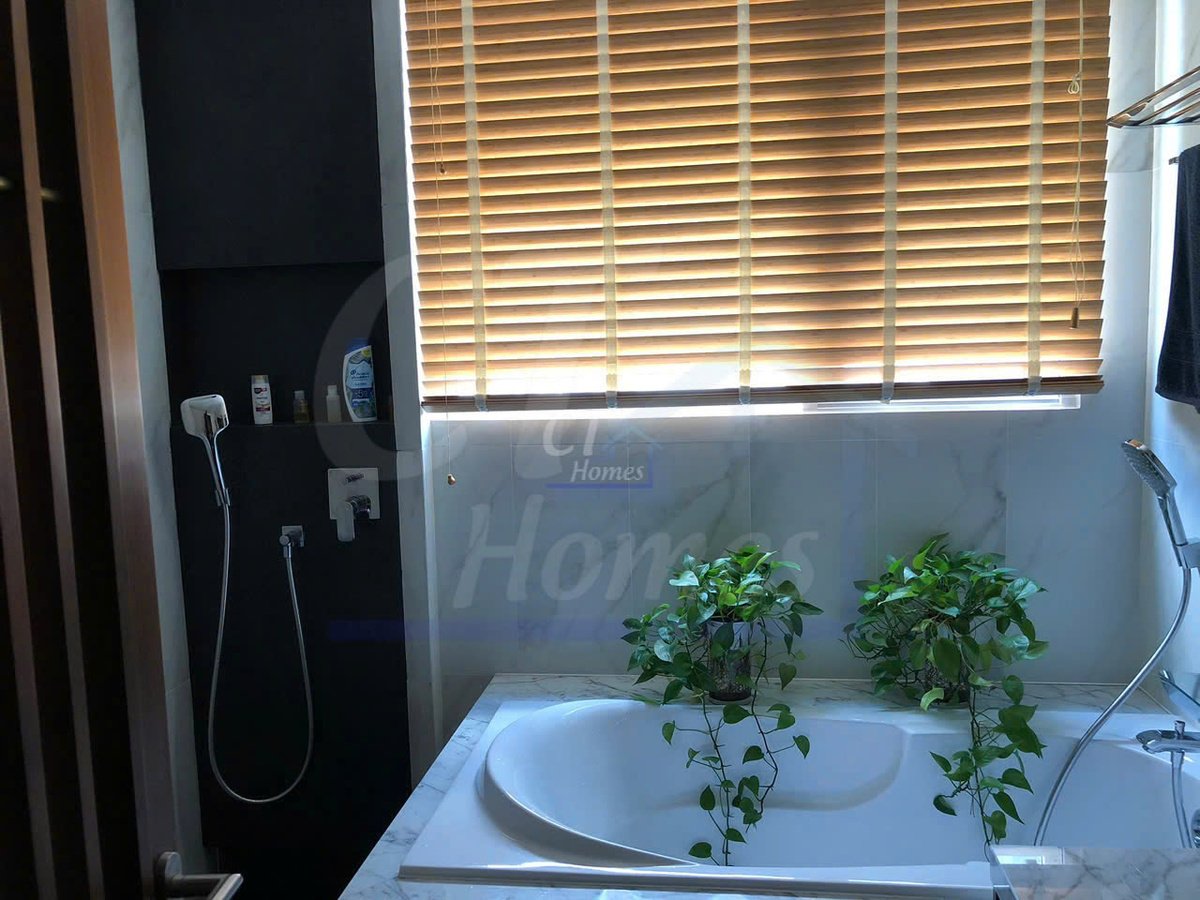 Siêu phẩm duplex 5PN- Sân Vườn Vista Verde Cho thuê 110 triệu 220 m2