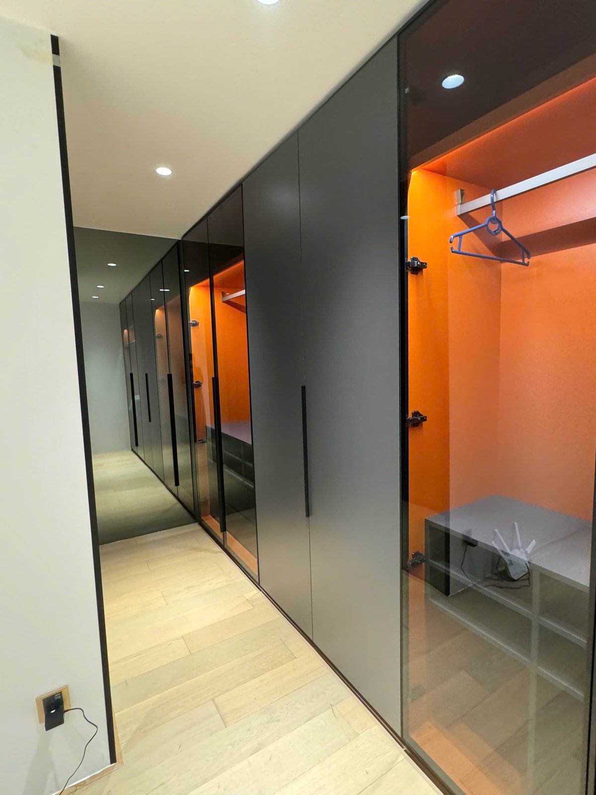 3PN Chỉnh sửa thành 2, cho thuê 2000$ nội thất cao cấp Feliz en vista