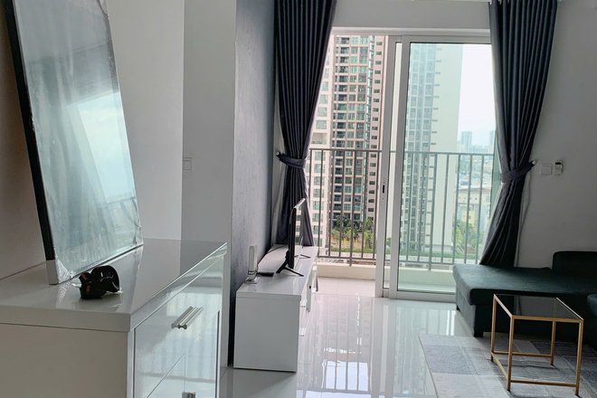 1PN- Vista Verde cho thuê 15 triệu/ tháng bao phí quản lý, full nội thất.