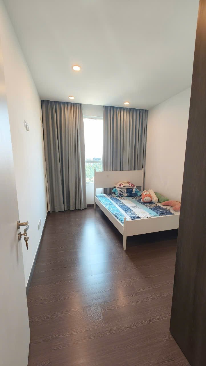 CHO THUÊ 3PN-138 M2, GIÁ THUÊ 30 TRIỆU. THÁNG VISTA VERDE