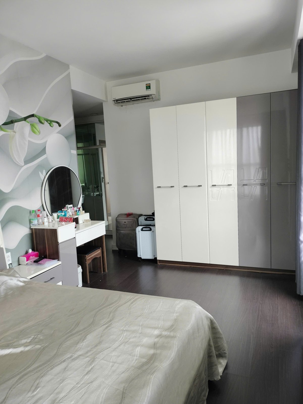 HOT CĂN 3PN-109 M2 GIÁ BÁN 8.9 TỶ THE SUN AVENUE