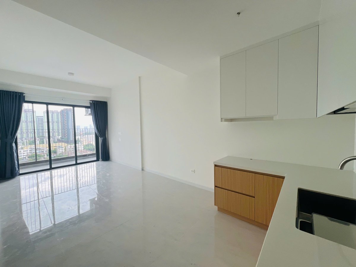 2PN- Nội thất bếp rèm, máy lạnh, giá thuê 15 triệu/ tháng. Victoria Village