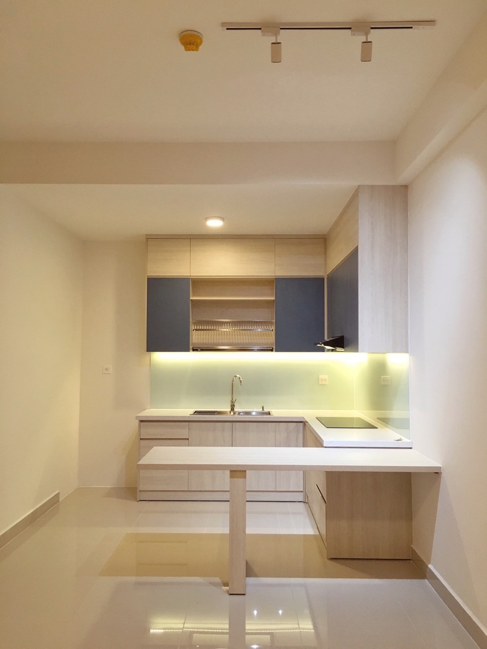 CĂN HỘ 2PN-75 M2 CHO THUÊ 16 TRIỆU/ THÁNG