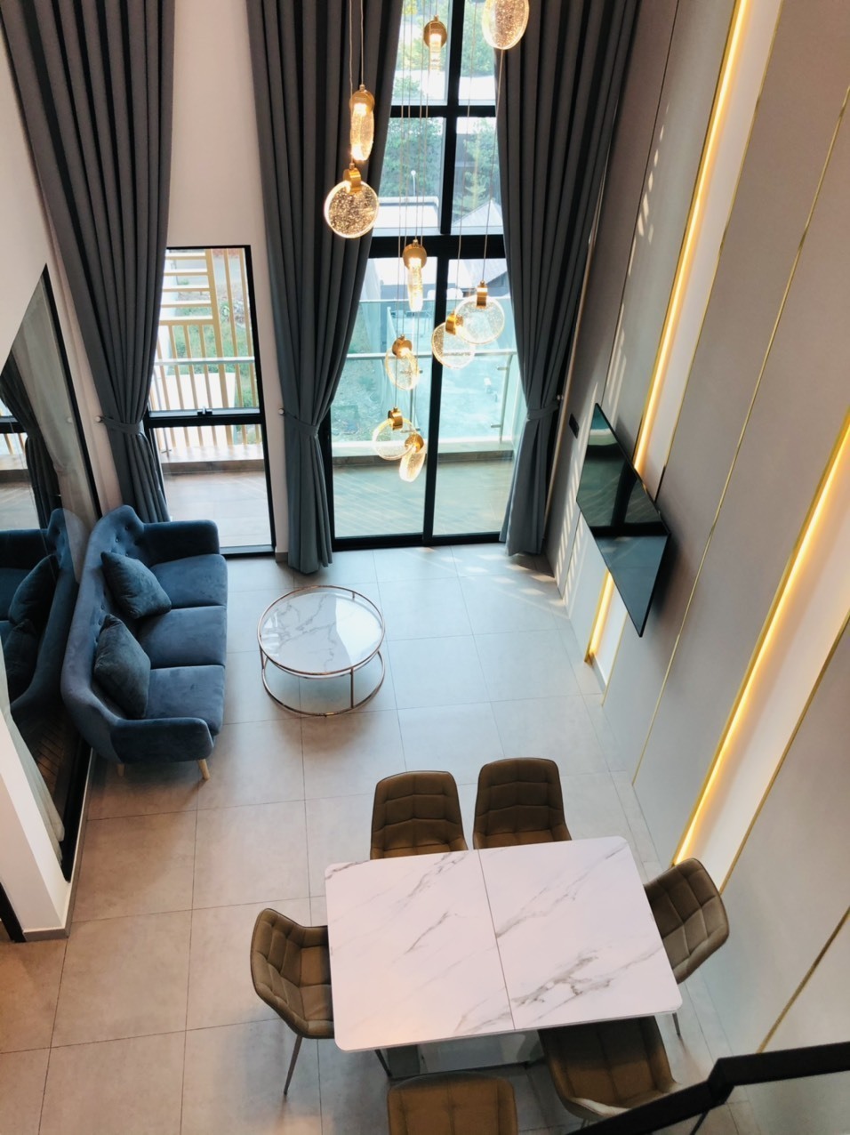 BÁN CĂN 2PN DUP -103 M2 GIÁ 12 TỶ FULL NỘI THẤT