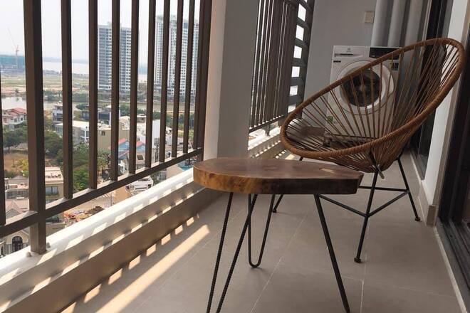 BÁN CĂN 2PN-75 M2 VIEW SÔNG GIÁ 7.35 TỶ THE SUN AVENUE