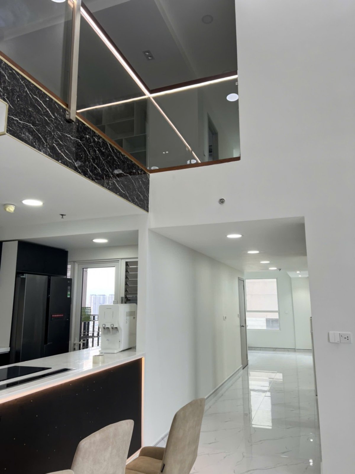 Duplex 4PN- Vista Verde cho thuê 55 triệu/ tháng