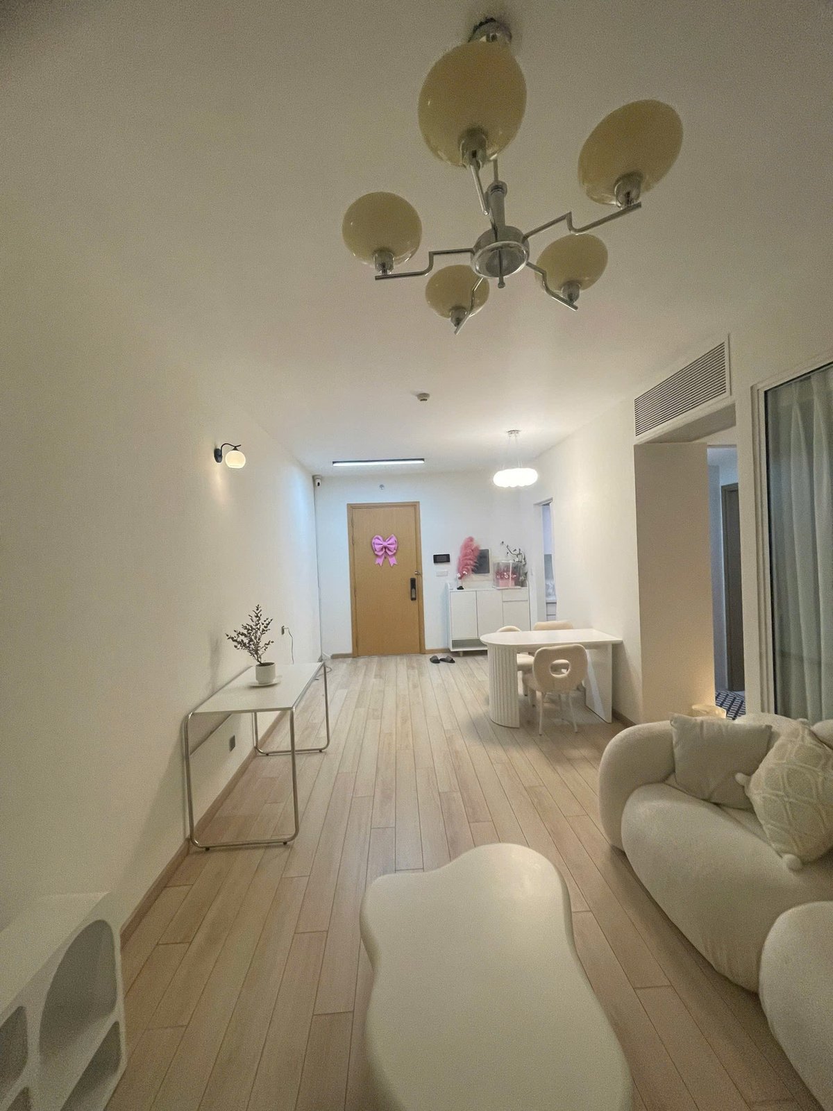 BÁN CĂN HỘ 1PN- 62 M2 FULL NỘI THẤT ĐÃ CÓ SỔ 6.95 TỶ VISTA VERDE