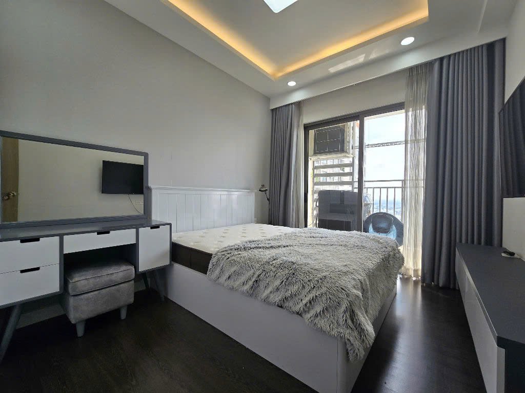 BÁN 3PN-96 M2 BAN CÔNG ĐÔNG NAM GIÁ 9 TỶ