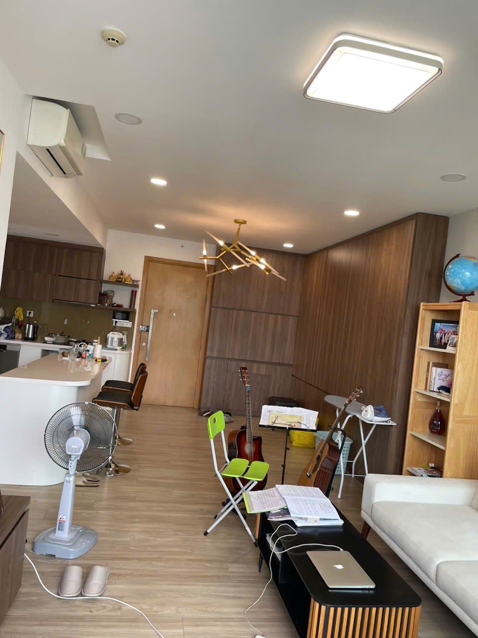 Chuyển nhượng căn 2pn giá 9 tỷ đã có sổ hồng Vista Verde Quận 2